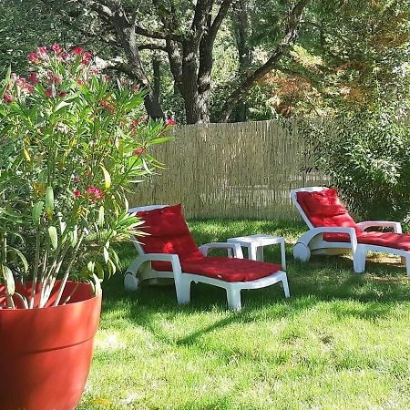 Suite Avec Jardin Entre Aix En Provence, Luberon Et Verdon Peyrolles-en-Provence Bagian luar foto